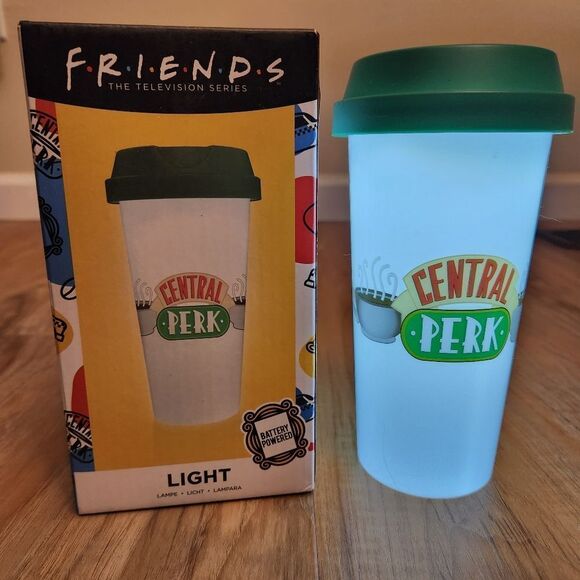 🔸️NIB Friends Central Perk Travel Coffee Mug Portable Light - Picture 10 of 13